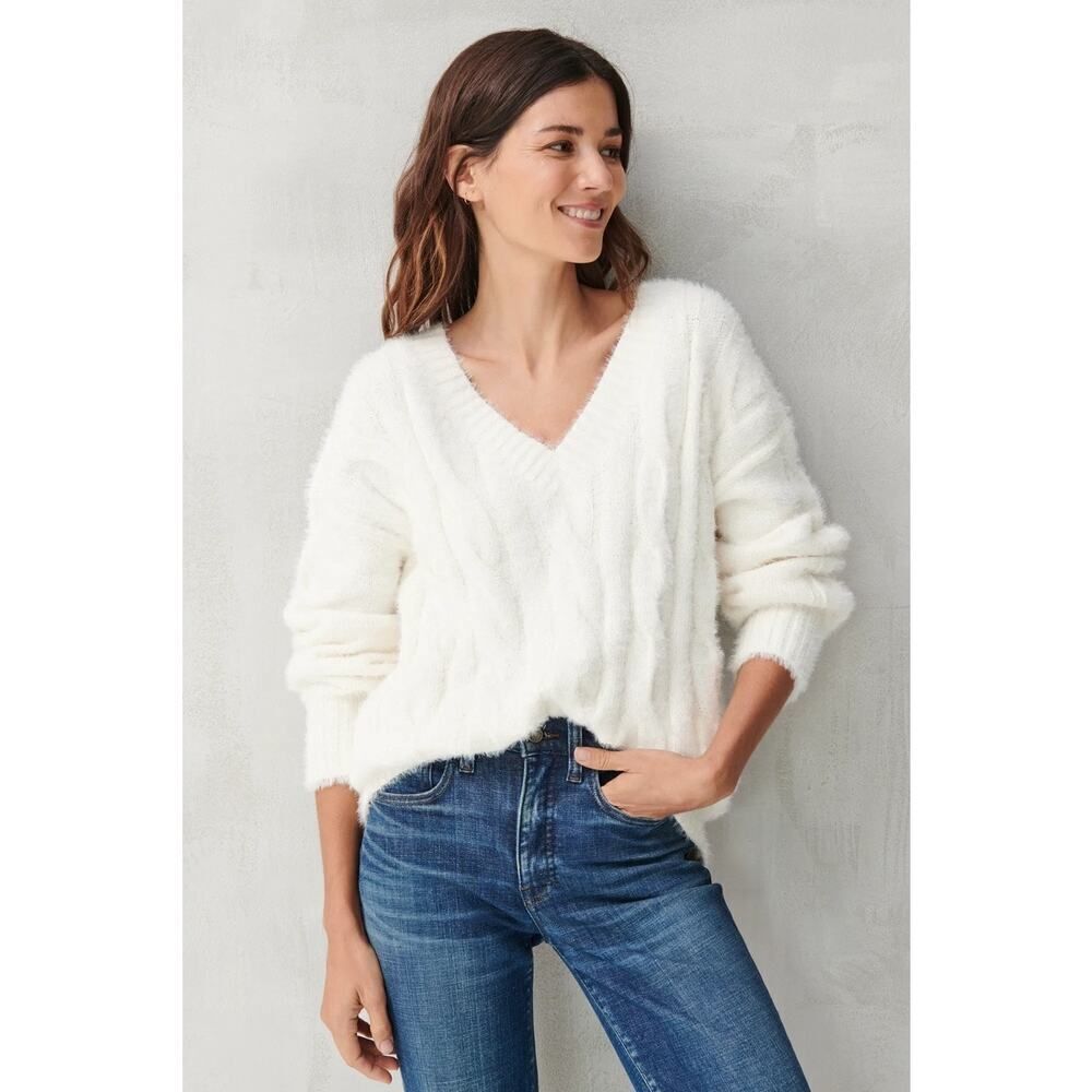 Lucky Brand Plush V Neck Pullover Cable Knit Sweater in Snow White - Size: XS